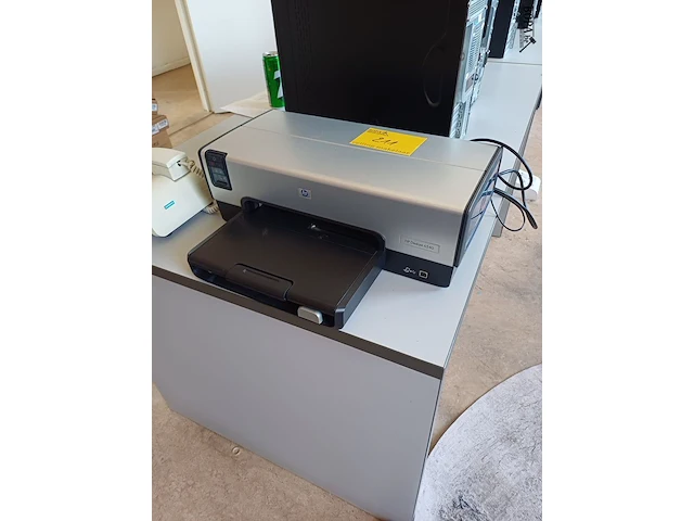 Lot 211 - hp deskjet 6540 - afbeelding 1 van  4