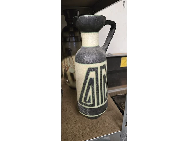 Lot 212 - vintage keramische kruiken 5 stuks - afbeelding 2 van  9