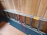 Lot 213 - aluminium trapladder - afbeelding 2 van  2