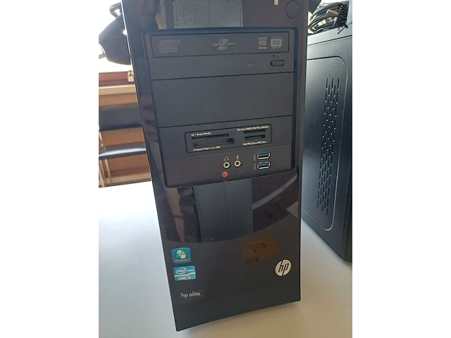 Lot 213 - hp desktop elite - afbeelding 2 van  4