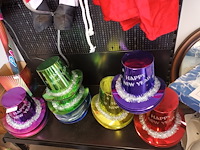 Lot 213 - party kledij - afbeelding 2 van  4