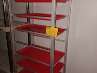 Lot 214 - regaalrek op wielen - afbeelding 1 van  3