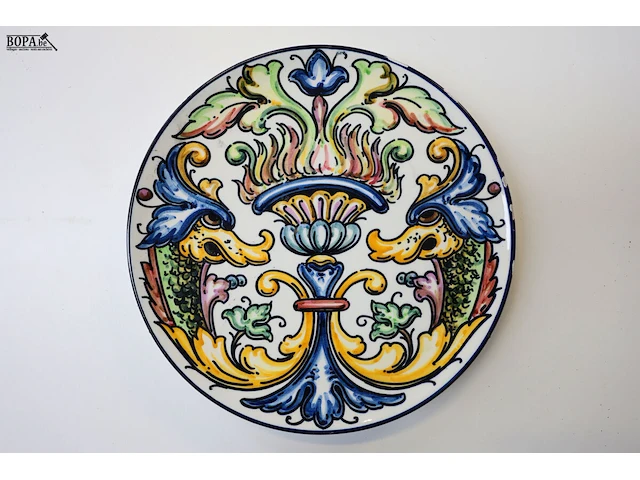 Lot 214 - spaans sierbord - afbeelding 1 van  3