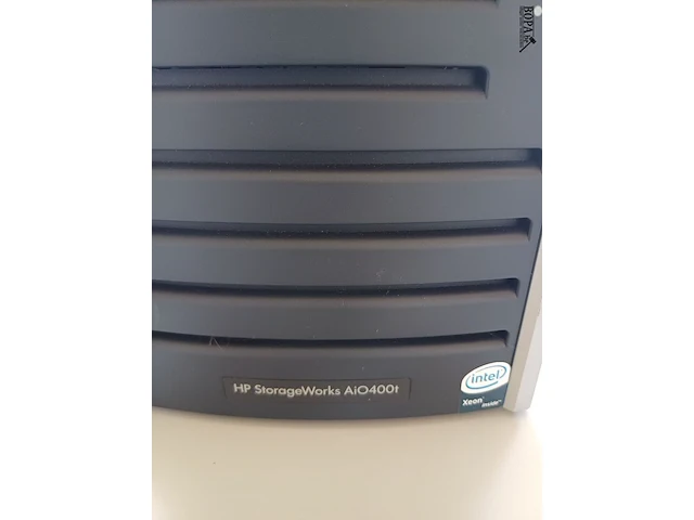 Lot 215 - hp desktop storageworks - afbeelding 2 van  5