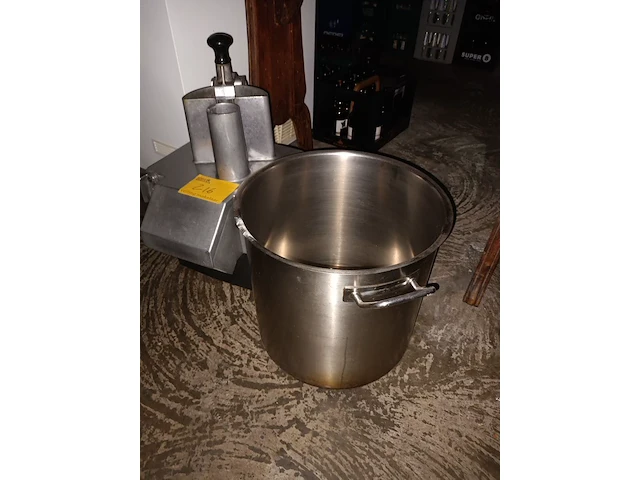 Lot 216 - kookpot en robot coupe - afbeelding 2 van  3
