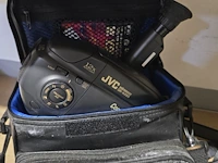 Lot 216 - video camera's 2 stuks met toebehoren - afbeelding 5 van  5