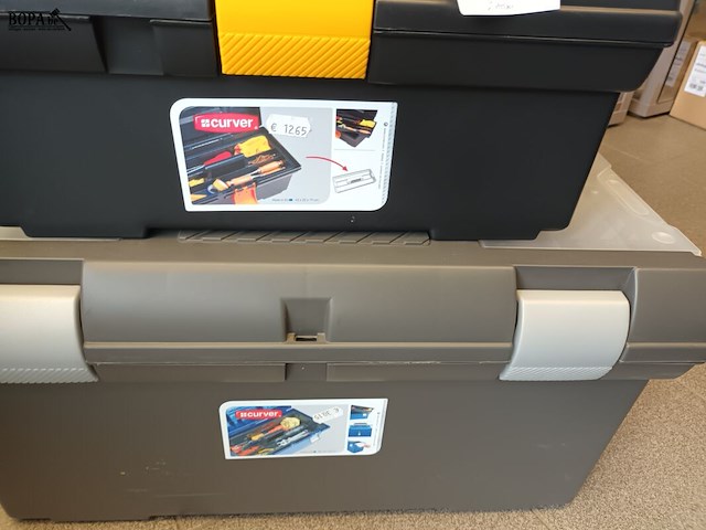 Lot 218 - pvc materiaalkoffers. 2 stuks - afbeelding 2 van  3