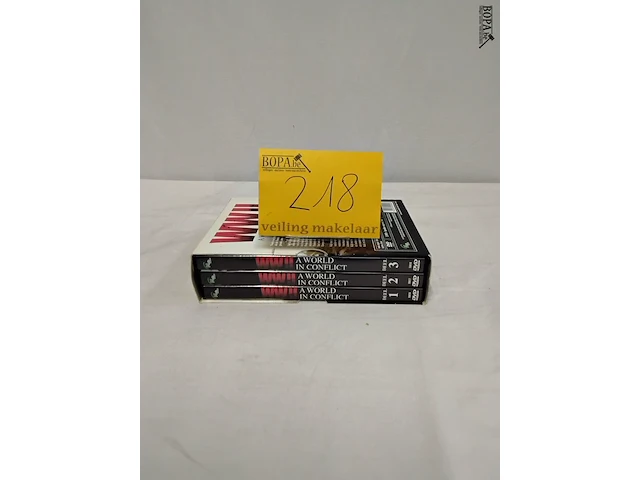 Lot 218 - serie dvd's, world in conflict, 3 delen - afbeelding 1 van  1