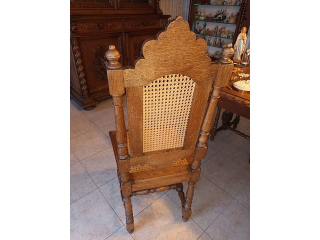 Lot 22 - antieke stoelen. 6 stuks - afbeelding 2 van  5