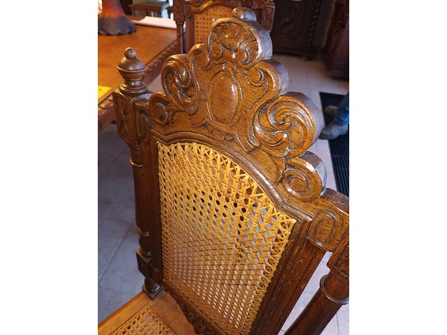 Lot 22 - antieke stoelen. 6 stuks - afbeelding 3 van  5