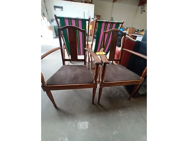 Lot 22 - armstoelen art nouveau. 2 stuks - afbeelding 1 van  4