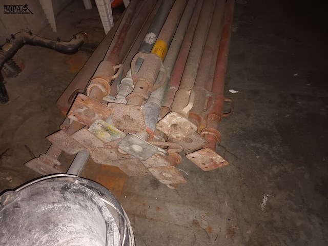 Lot 22 - bouwstutten. 14 stuks - afbeelding 2 van  3
