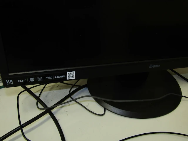 Lot 22 - desktop pc antec - afbeelding 2 van  3