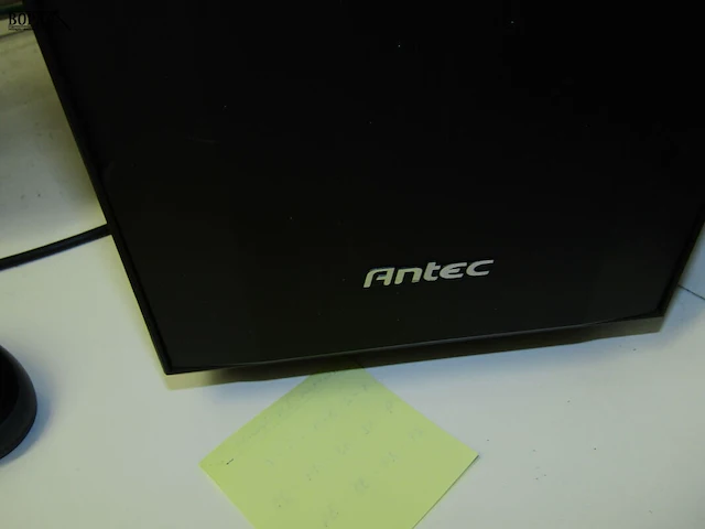 Lot 22 - desktop pc antec - afbeelding 3 van  3