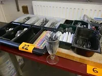 Lot 22 - divers - afbeelding 1 van  4