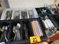 Lot 22 - divers - afbeelding 2 van  4