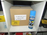 Lot 22 - doos didole smeerolie - afbeelding 1 van  1