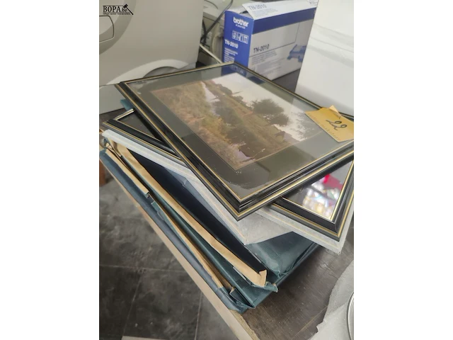 Lot 22 - fotokaders - 9 stuks - afbeelding 2 van  2
