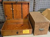 Lot 22 - houten kisten 2 stuks - afbeelding 1 van  3