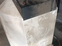Lot 22 - keukenboiler inventum - afbeelding 2 van  3