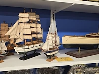 Lot 22 - lot diverse modelboten ong 7 stuks - afbeelding 1 van  4