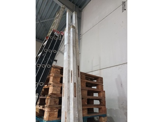 Lot 22 - metserprofielen. 8 stuks - afbeelding 1 van  3