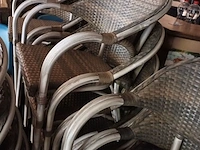 Lot 22 - terrasstoelen. 18 stuks - afbeelding 3 van  4