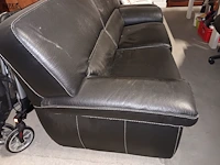 Lot 22 - zwarte salon - afbeelding 3 van  4