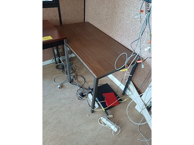 Lot 221 - tafel. 2 stuks - afbeelding 5 van  5