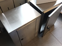 Lot 222 - brievenbussen. 3 stuks - afbeelding 3 van  3