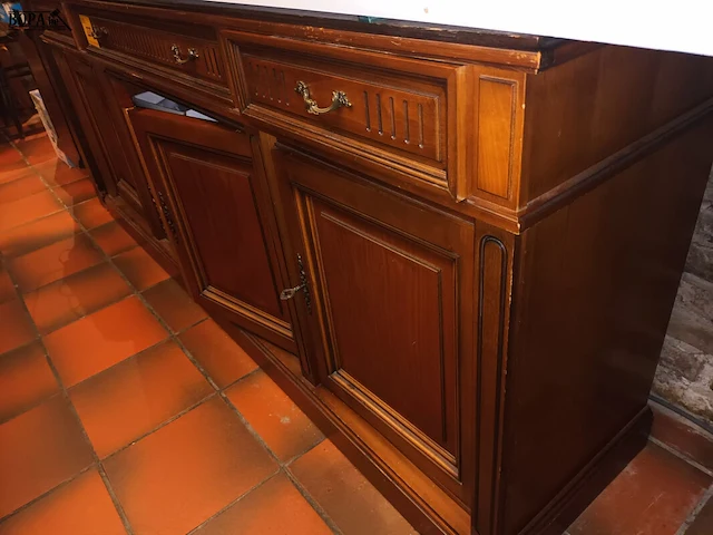 Lot 222 - dressoir kast - afbeelding 4 van  4