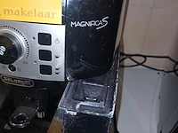 Lot 223 - espresso machine delonghi - afbeelding 3 van  3