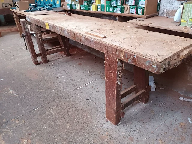 Lot 223 - houten werkbank - afbeelding 3 van  3
