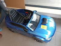 Lot 224 - elektrische kinderauto - afbeelding 1 van  5