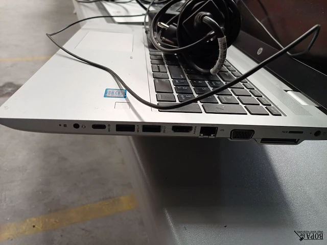 Lot 224 - hp laptop, lader, muis (h) - afbeelding 5 van  5