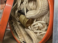 Lot 224 - mooi lot oude verpakkingen en pratic mop in blik jaren '40 - afbeelding 3 van  12