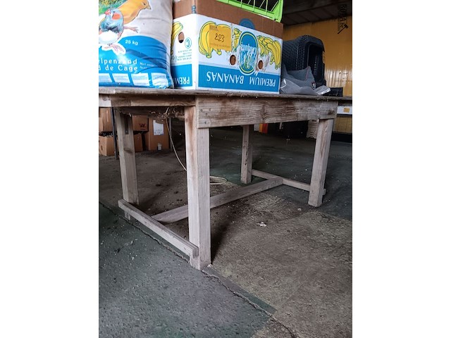 Lot 224 - tuintafel - afbeelding 2 van  2