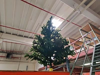 Lot 225 - kerstboom - afbeelding 2 van  3