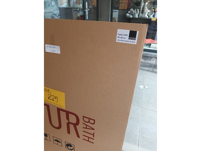 Lot 225 - spiegel - afbeelding 2 van  2