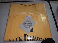 Lot 225 - t-shirt jack daniel’s. 2 stuks - afbeelding 2 van  3