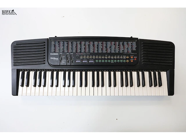 Lot 226 - casio keyboard - afbeelding 1 van  3