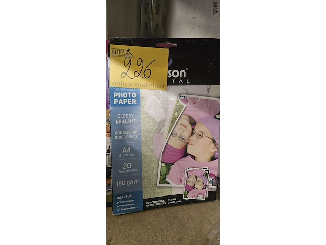 Lot 226 - fotopapier a4, verpakkingen en 1 pak speciale kaarten - afbeelding 2 van  5