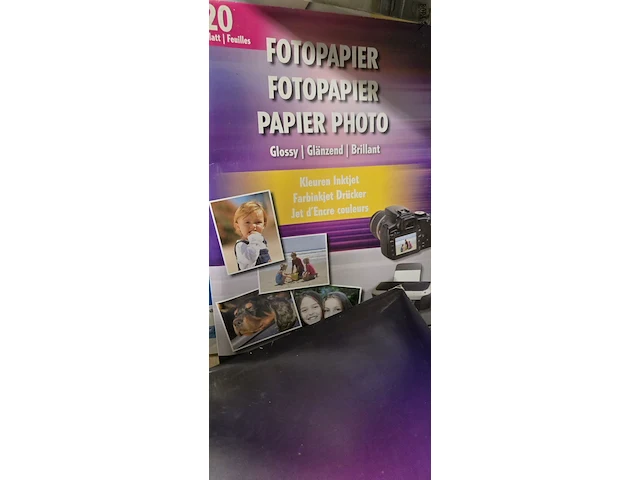 Lot 226 - fotopapier a4, verpakkingen en 1 pak speciale kaarten - afbeelding 4 van  5