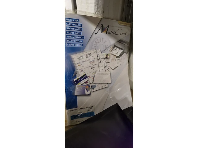Lot 226 - fotopapier a4, verpakkingen en 1 pak speciale kaarten - afbeelding 5 van  5