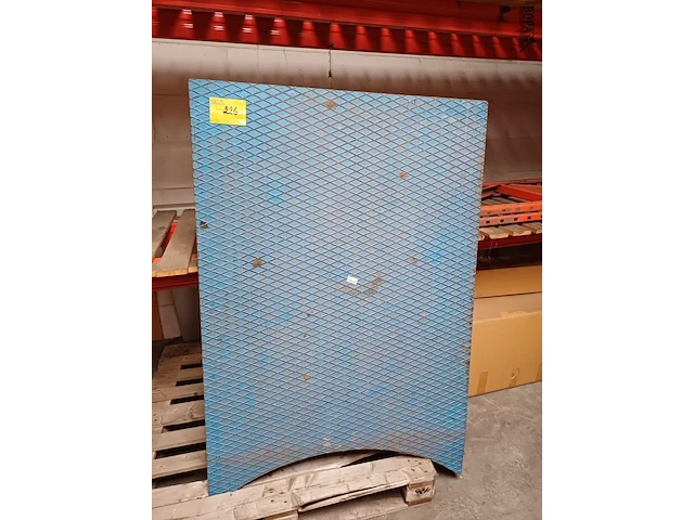 Lot 226 - oprijplaat - afbeelding 1 van  4