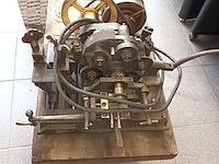 Lot 227 - antieke sleutelmachine - afbeelding 3 van  3