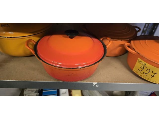 Lot 227 - creuset kookpotten 4 stuks - afbeelding 2 van  9