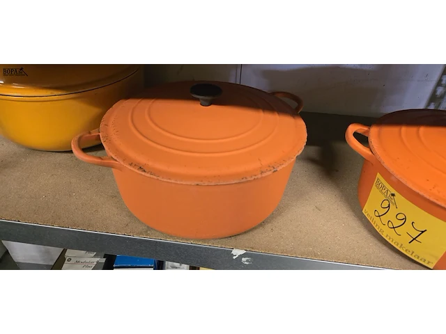 Lot 227 - creuset kookpotten 4 stuks - afbeelding 8 van  9
