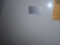 Lot 227 - koelkast zanussi - afbeelding 2 van  3
