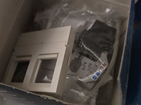 Lot 228 - elektrisch materiaal, kabel, verzekeringen, pinnen... - afbeelding 8 van  9